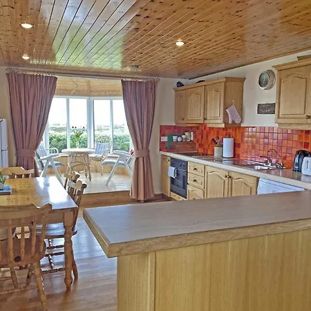Lands End - Connemara Ferienhaus Aughrus More